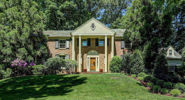 FEATURED PROPERTY: 287 Watchung Fork, Westfield | 5BR/3.1BA | $1,499,000