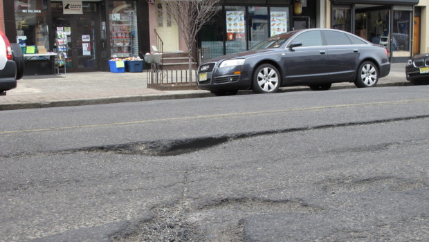 NUTS: Cocky Citizen Takes Prickly Approach to Potholes