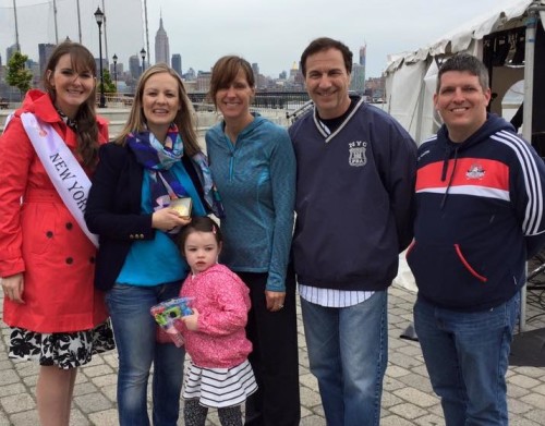 New York/New Jersey Rose of Tralee representative Kristen Stack, Deputy Head of Mission for the irish Consulate Anna McGillicuddy with her daughter, Hoboken Mayor Zimmer, Hudson County Freeholder Anthony Romano and Irish Network NJ President Steve Lenox 