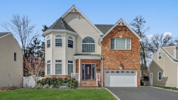 FEATURED PROPERTY: 1055 Coolidge Street, Westfield Town, NJ; 5BR/5BA — $1,149,000