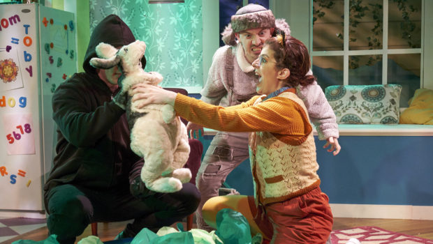 HARE-RAISING FAMILY FUN: Mile Square Theatre Presents the Endearing Tale of “Bunnicula” — REVIEW